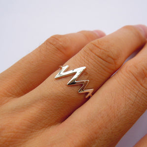 Ladies 925 Sterling Silver Lightning Bolt Ring