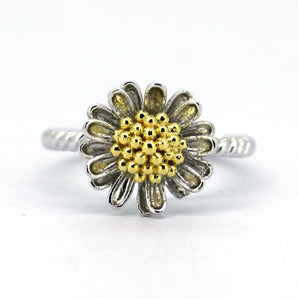 Ladies 925 Sterling Silver Two-Tone Daisy Ring