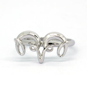 Ladies 925 Sterling Silver Goat Horn Ring