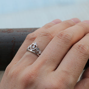 Ladies 925 Sterling Silver Crown Ring