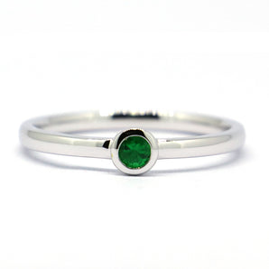Ladies 925 Sterling Silver Natural Emerald Stackable RIng