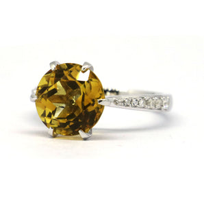 Ladies Silver Nature Citrine Solitaire Ring.