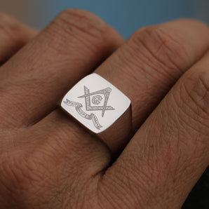Mens Custom-engraved Silver Signet Ring