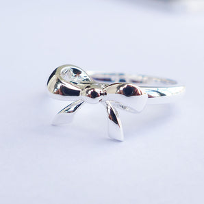 Ladies 925 Sterling Silver Bow Ring
